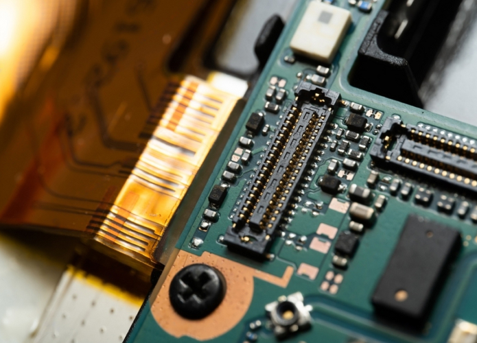 Large area flexible circuit manufacturing